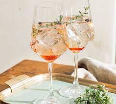 Als aperitif ist sekt unschlagbar. Cocktails De Sommer Drinks Mit Sekt