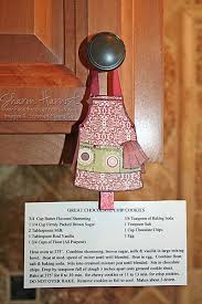 Lockhart Apron Recipe Holder Bazaar Crafts Recipe Card Holders Clothes Pin Crafts