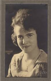 Doris Pearl Davis Hibberd (1903-1958)