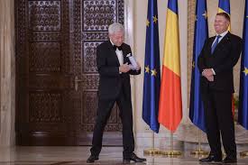 Ion dichiseanu a venit să îi aducă un ultim omagiu stelei popescu: Doamu7ndlew1 M