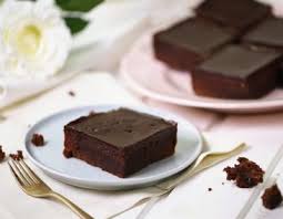 Extra saftig, fruchtig oder mit nüssen die beliebtesten schokokuchen rezepte tipp: Schokoladekuchen Mit Flussigem Kern Rezept Ichkoche At