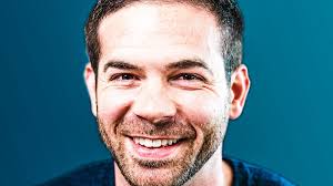 Ryan Daniel Moran —Building Relationships, Lessons from Entrepreneurs,  Mindset, Growing Your Network, and More