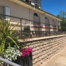 Couvre Mur Chaperon Muret Couvertine Plate Pierre Reconstituee Beton En 2020 Beton Prefabrique Pierre Reconstituee Dessus De Muret