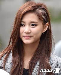 However, it's completely normal to want to experiment a little bit and change it up every once in a while. Caramel Hair Color In Asian Hair Hair Color Caramel Asian Red Hair Hair Color Asian