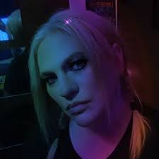 UPDATE! Sandra has been found. !!!!!MISSING PERSON!!!!!!!!! Sandra  Pridemore W/F 5'3"/120lbs Last seen wearing: Light green shirt, blue jeans.  Sandra has a broken collar bone and should be wearing an arm sling