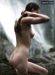 ALYSSA SUTHERLAND Nude 