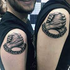 The symbolism behind brother tattoos seem to be very obvious. Top 63 Brother Tattoo Ideas 2021 Inspiration Guide Bruder Tattoo Tattoos Fur Bruder Freunde Tattoo