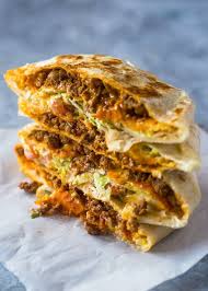 Hausgemachte Beef Crunchwraps Crunchwraps Hausgemachte Rezepte Essen Rezepte Restaurant Essen