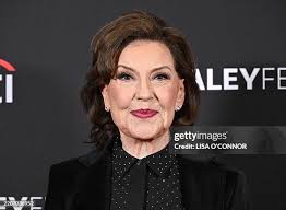 3,419 Lisa Kelly Photos & High Res Pictures