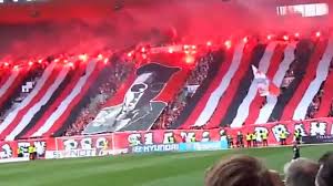 Tentokrát bude duel o to pikantnější, že v něm půjde o přímý souboj o 1. Sk Slavia Praha Vs Ac Sparta Praha 1 0 1 0 27 9 2015 4 Gol Youtube
