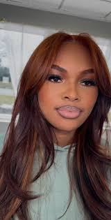 Sandra Horne's Instagram, Twitter & Facebook