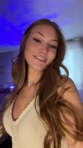 Liz Nelson (@liz.nelson12)