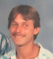 Warren Hardesty's Instagram, Twitter & Facebook