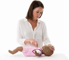 De oefenpoppen zijn in verschillende maten verkrijgbaar. Bol Com Laerdal Baby Anne Reanimatie En Verstikking Pop 4 Stuks Donker