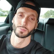 Michaela Stanley (@MichaelaStanle5)