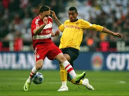 كما لعب نوير مع المنتخب الالماني لكرة القدم تحت 18 في عام 2004 ، وتحت 19 في بعد تقدمه من خلال فرق الشباب ، لعب نوير تحت 21 لاول مرة في 15 أغسطس 2006 ضد هولندا ، كما فاز نوير مع منتخب المانيا نوير يلعب مع منتخب المانيا. Ø¨ÙˆØ§ØªÙ†Ø¬ ÙŠØªØ®Ù„Ù‰ Ø¹Ù† Ø£Ù„Ù…Ø§Ù†ÙŠØ§ Ù…Ù† Ø£Ø¬Ù„ ØºÙ€Ù€Ù€Ù€Ø§Ù†Ø§ Goal Com