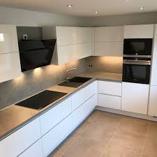 Kuchen Partner Essen Auf Instagram Uffff Die Kuche Sieht Ja Hammer Aus Dank Unseren Einzigarti Kuchendesign Kuchen Design Wohnung Kuche