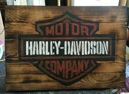 Harley Davidson Logo Pallet Sign Harley Davidson Decor Harley Davidson Logo Harley Davidson Signs