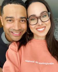 We expected kamala harris's niece, meena harris, to bring her style a game for the 2021 meena harris wore bedazzled boots to the 2021 presidential inauguration, and we're here for it. Hm Iccy9jh4v5m