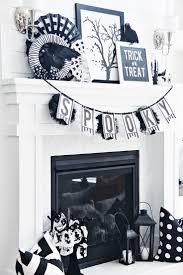 Black And White Halloween Decor Pretty Black And White Halloween Decor For Your Mantle This Year The Perfect Diy Tutorials F Halloween Mantle Decor Halloween Mantel Decor Halloween Fireplace