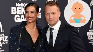 Seine drei bisherigen kinder sieht er fast nie. Oliver Pocher Baby Uberraschung Die Witzigsten Kommentare Furs Kind Promi Tv