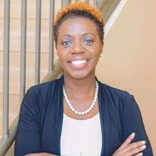 Jennifer Kipp's Instagram, Twitter & Facebook