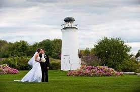 Destination Wedding At The Nonantum Resort Kennebunkport Maine Www Marryinmaine Org Wedding Inspiration Fall Kennebunkport Resort