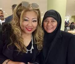 Born 1952) is a libyan politician who was the chairman of the national transitional council from 5 march 2011 until its dissolution. Dituduh Murtad Asiah Jalil Mohon Cerai Dengan Suaminya