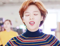 Starting this list off on a high note, twice's lead vocalist jeongyeon has been known to rock short hair throughout her career. Kpop Twice Short Hair Jeongyeon Found Here
