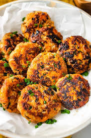 Pour in the vegetable oil and allow the pan to come to temp. Whole30 Breakfast Sausage Patties Egg Free Paleo I Heart Umami