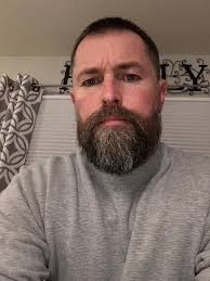 Trimming beard for longer length and shape