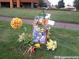 Hillsboro Oregon Roadside Memorial Wayside Art Oregon Or Roadside Memorial Hillsboro Oregon Roadside
