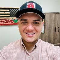 Lee Ramirez's Instagram, Twitter & Facebook