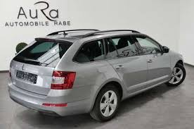 Fühlt sich ein billiges auto auch billig an? Skoda Octavia In Grau Gebraucht Kaufen Autoscout24