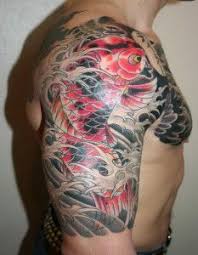 Black And White Koi Fish Chest Tattoo Cool Tattoo Design Ideas Cool Koi Fish Tattoo Designs 2014 Japanische Tattoos Halbe Armel Tattoo Koi Tattoo Design