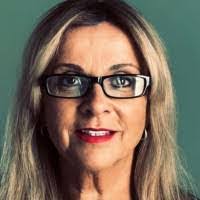 Danielle Sitzman's Instagram, Twitter & Facebook