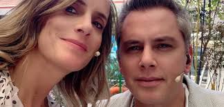 La cara del pobre tipo y presentes es de. Vinuela Fue Blanco De Criticas Por Dichos De Coronavirus Sus Hijos Estan En Colegio Con 5 Casos Tv Y Espectaculo Biobiochile