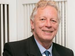 Northern Beaches Hospital operator docks its own pay after poor performance 