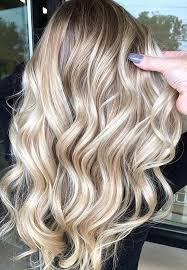 Blonde Ombre Hair To Charge Your Look With Radiance Balayage Har Och Skonhet Frisyrer