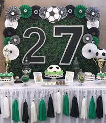Using these ideas, you can channel your inner organizer and sign off on a season to remember! Soccer Party Tablescape Background Party Decorations Soccer Party Decorations Sports Themed Party Soccer Theme Parties