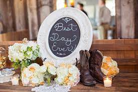Wedding Decorations You Can Reuse As Home Decor After The Big Day Reusable Wedding Decor Rustic Chic Wedding Western Wedding Decorations