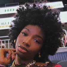 Still thinking of about Lochlan's line “I'm a people pleaser in a family of  narcissists” White Lotus