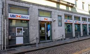 Aveva sede legale a torino. Intesa Sanpaolo Si Prende La Sede Centrale Ma In Citta Trionfera Il Marchio Bper Guardate Dove Prima Bergamo