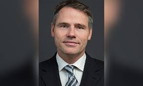 Marc Labrosse's Instagram, Twitter & Facebook