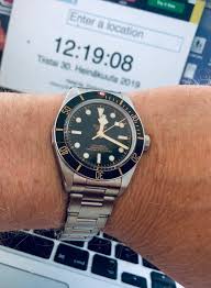 Since there are 25.4 millimeters in one inch 1, the length in inches is equal to millimeters divided by 25.4. Rolex My Wrist Is 200 Mm About 8 Inches And The Watch Is Only 39 Mm