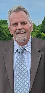 Mary Delay's Instagram, Twitter & Facebook