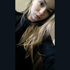 lily watson (@lilyiwatson)