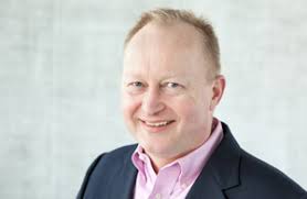 Getting to Know the La Piana Team: Lester Olmstead-Rose