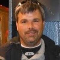 Andrew Huckins's Instagram, Twitter & Facebook