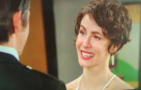 YAY !! Zander and Sarah are finally married… 👰🤵‍♂️